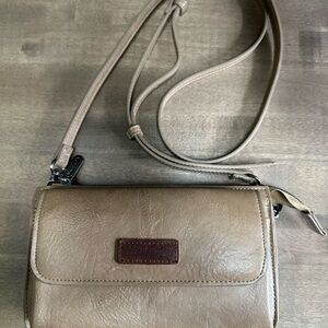 Montana West Beige Crossbody Bag w/keychain wallet